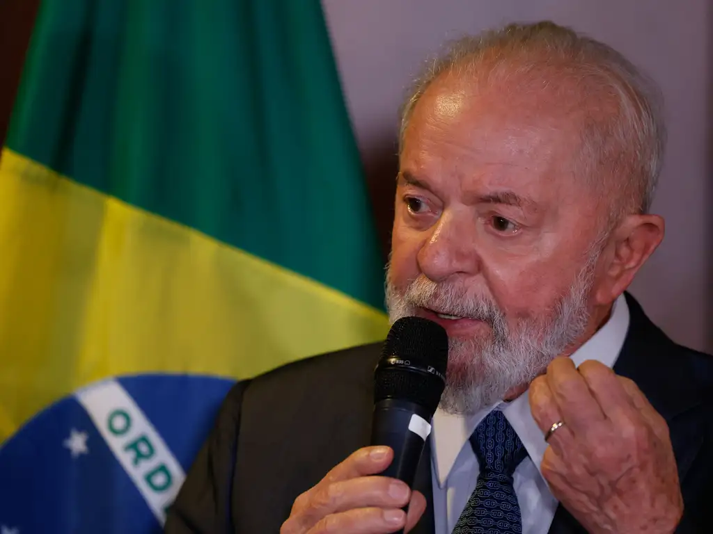 Bancos ficam REVOLTADOS com Lula após aprovação da NOVA lei do cartão de crédito; veja como mudanças afetam consumidores