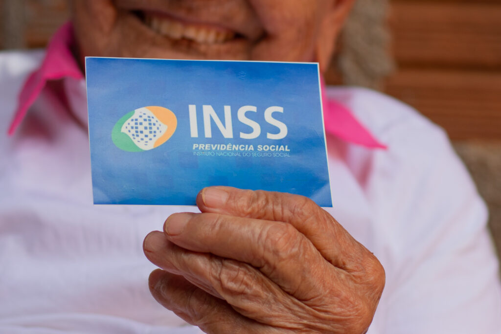 Conhecer o fator previdenciário é importante para aposentados e pensionistas do INSS.