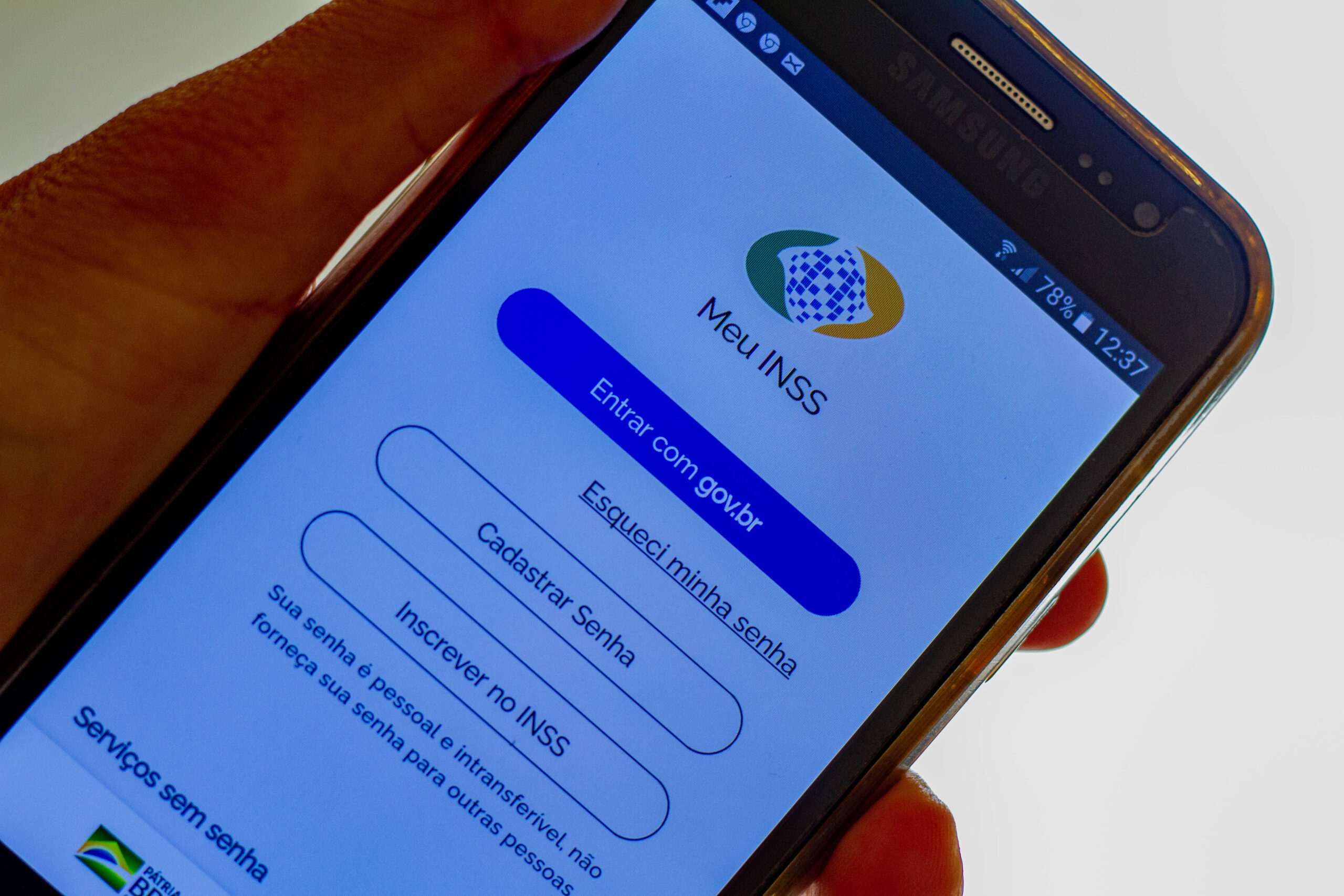 Se seus dados estrão apontando divergência entre o INSS e a Receita Federal, veja como resolver.