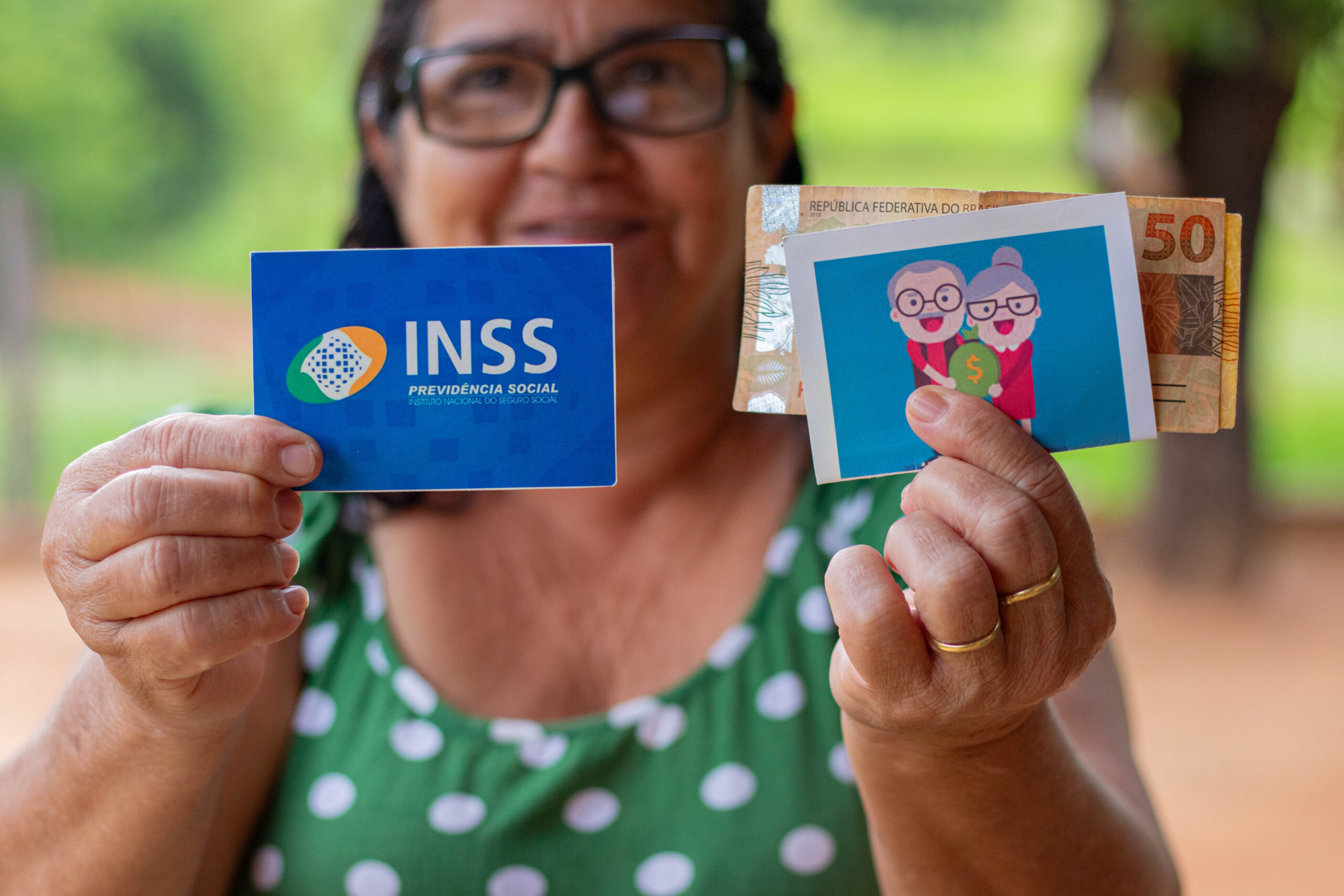 Empresa Não Pagou o INSS? Saiba o Que Fazer e Como Provar Seu Trabalho como APOSENTADO! Crédito: @jeanedeoliveirafotografia / beneficiodoidoso.com.br