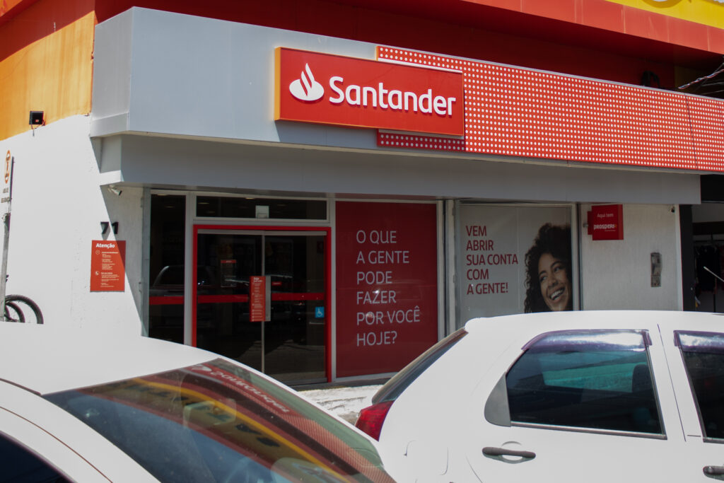 Clientes do Santander recebem este BÔNUS do banco; veja