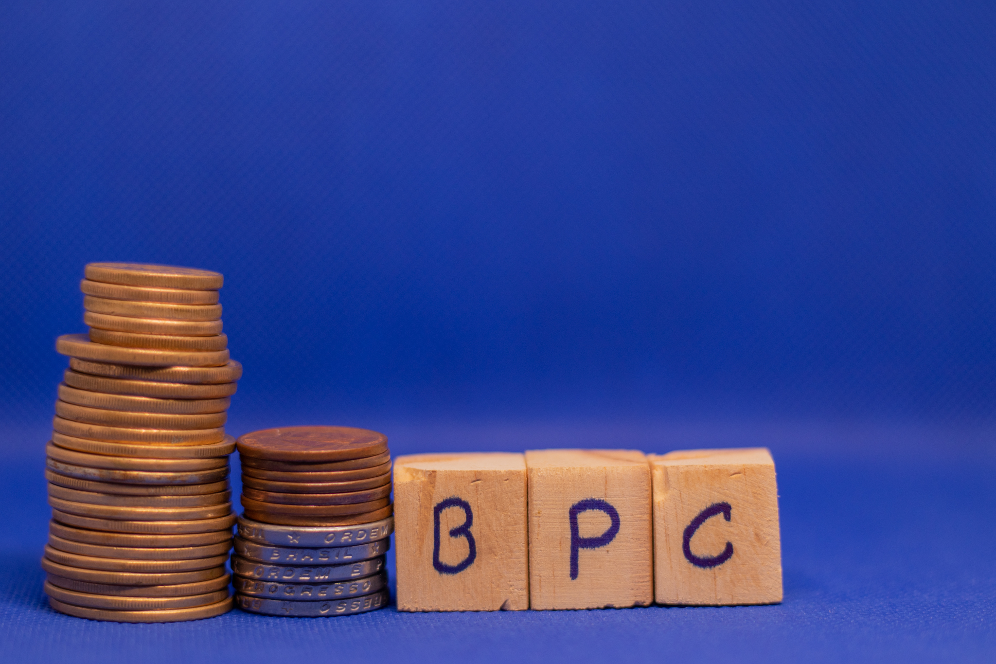 A possibilidade de fazer um refinanciamento pelo BPC/LOAS pode trazer mais segurança financeira aos beneficiários.