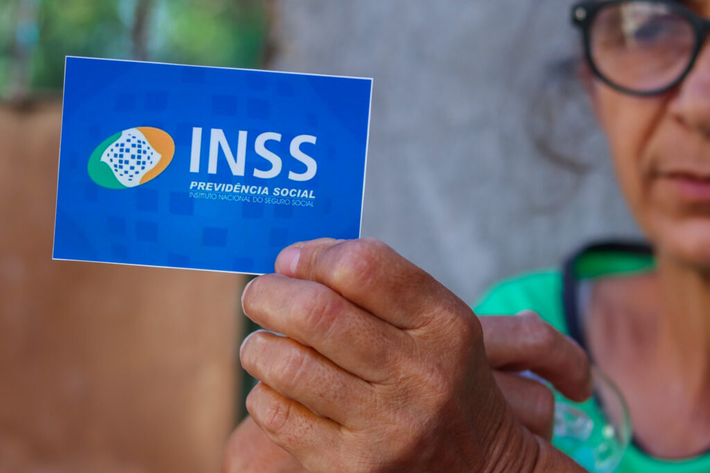 Os cortes na previdência podem gerar impactos diretos nos pagamentos do segurados do INSS.