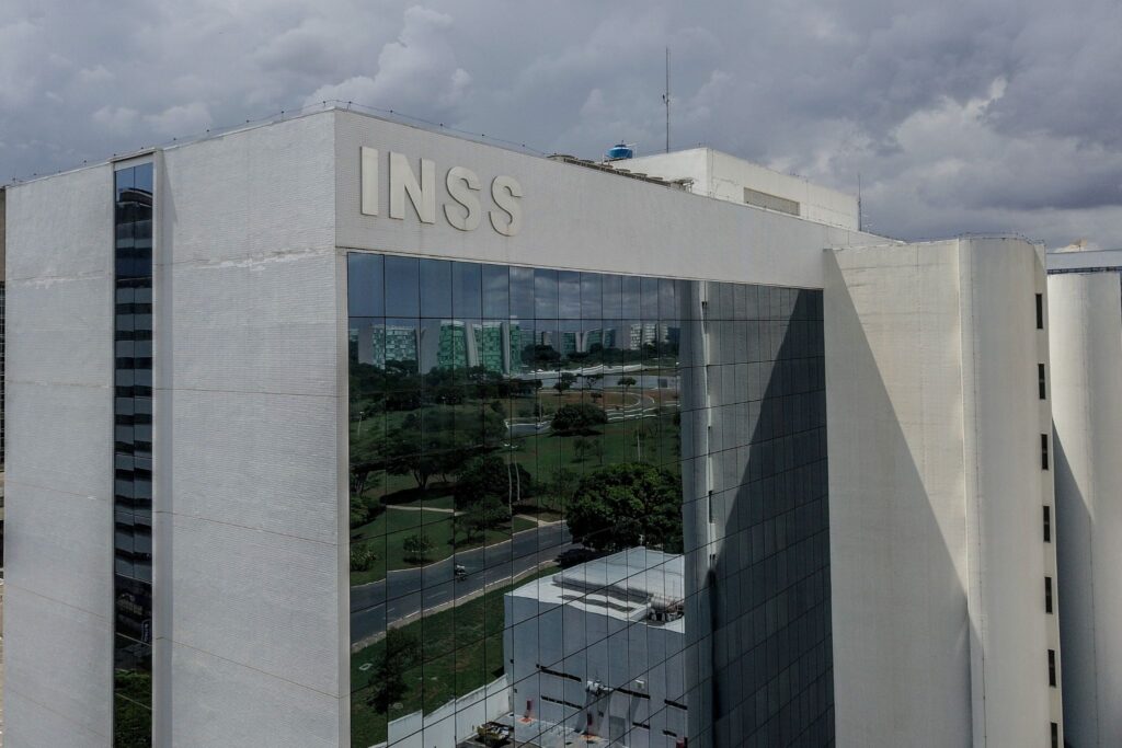 Se você está preocupado com a greve do INSS, veja como utilizar os serviços ainda assim.