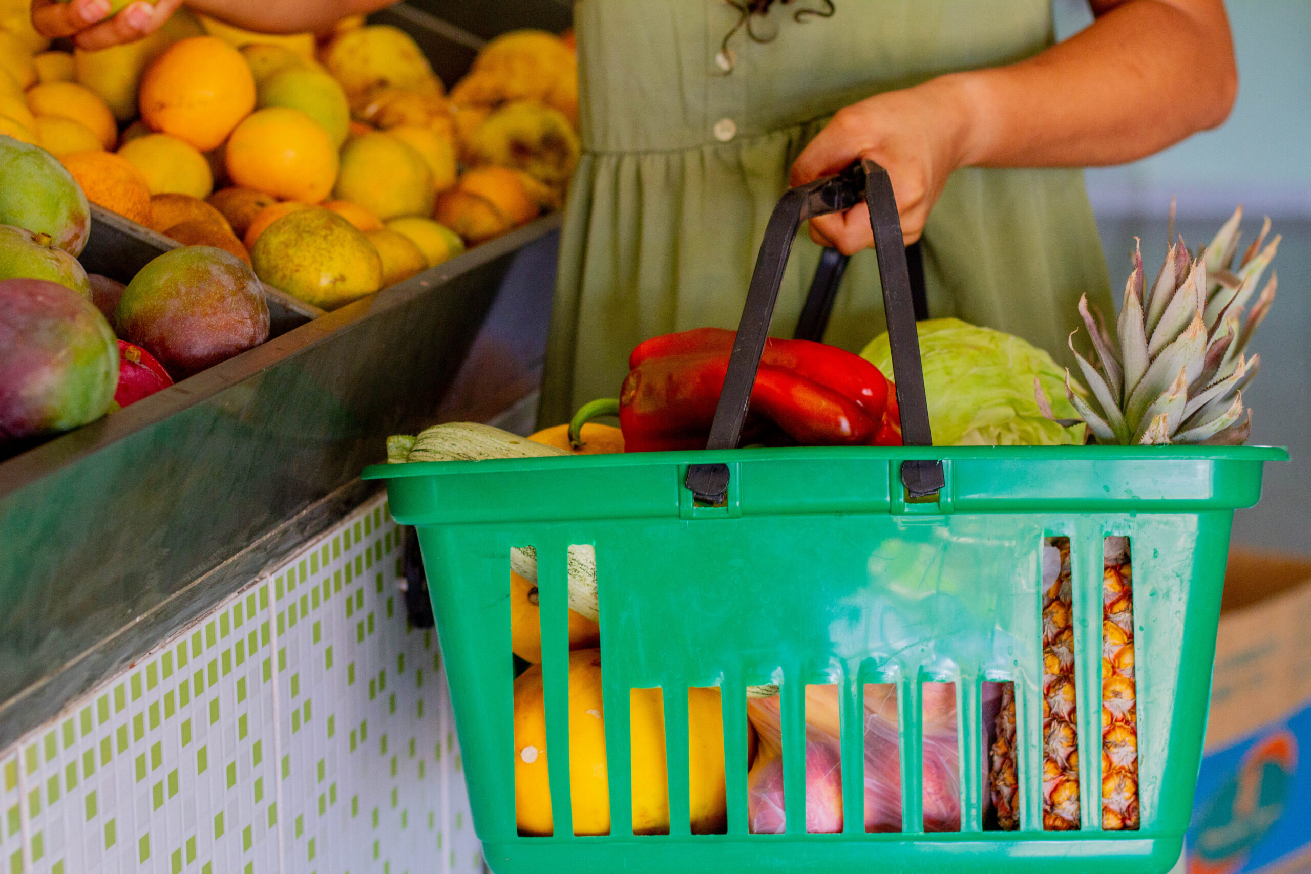 Vale Alimentação de R$ 330 do CRAS? Saiba Como os Idosos Podem Receber!