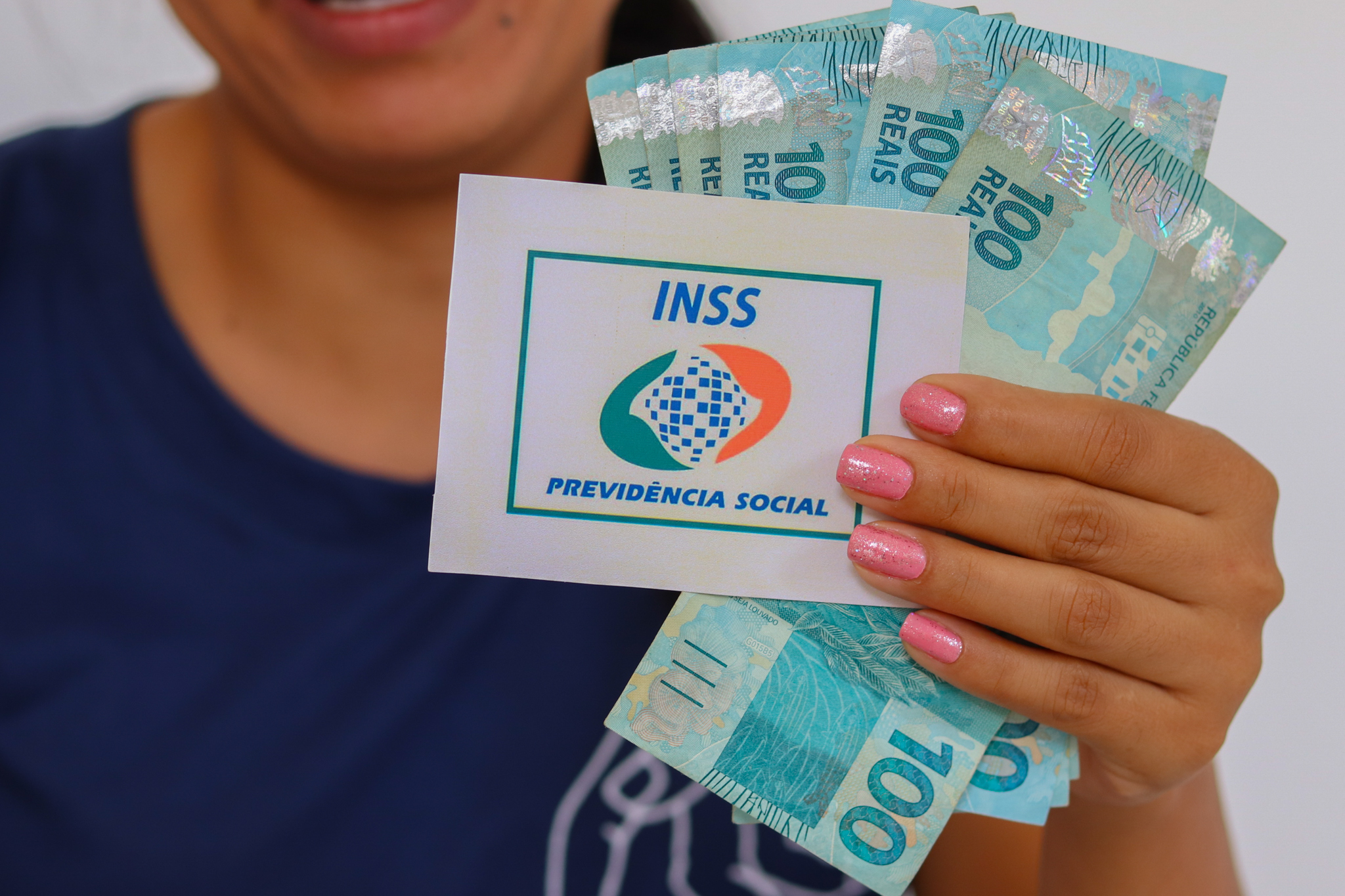 Se você é brasileiro e nunca contribuiu com o INSS, veja qual benefício pode receber.