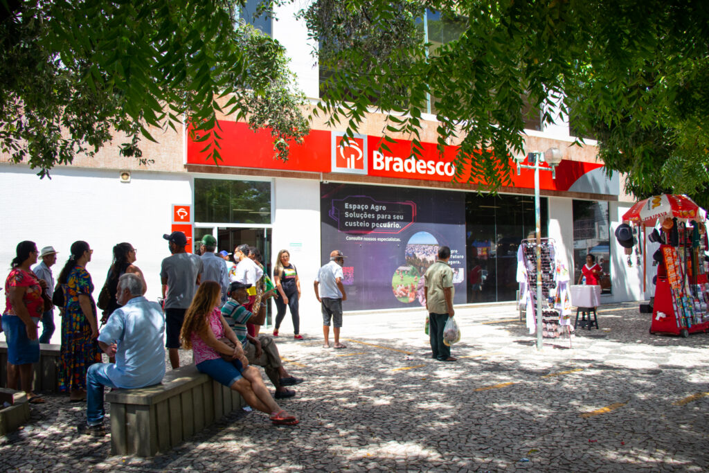 Bradesco aprova CONSIGNADO com diminuição na taxa de juros