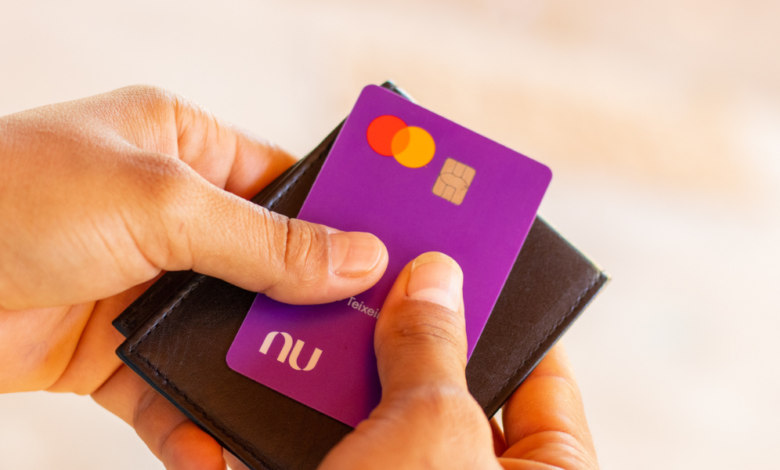 Nubank cancela serviço essencial e deixa milhares de clientes insatisfeitos - saiba mais