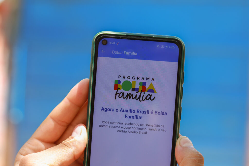 App Bolsa Família. 