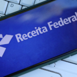 iPhone e carro com até 90% de desconto veja como participar do novo leilão da Receita Federal