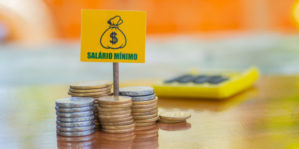 Salário mínimo de 2025 pode chegar a R$ 1.521 confira as novas projeções do Governo