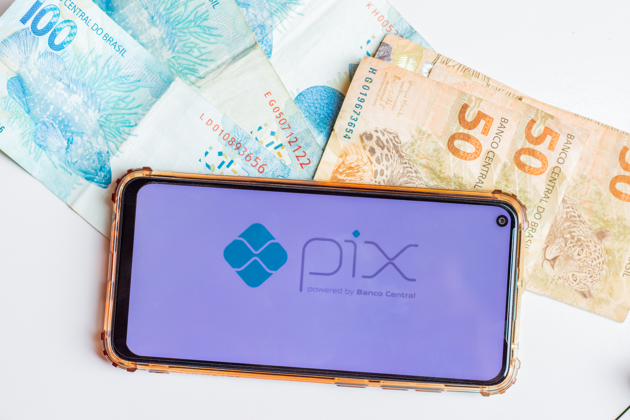 Um novo golpe via Pix está atormentando a vida de pessoas que estão em busca de um bom empréstimo no mês; entenda.