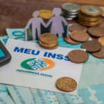 Cuidado para não cair no golpe do dinheiro indevido do INSS.