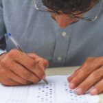 Pensando em prestar concursos? Veja como anda suas notas do Ensino Superior.