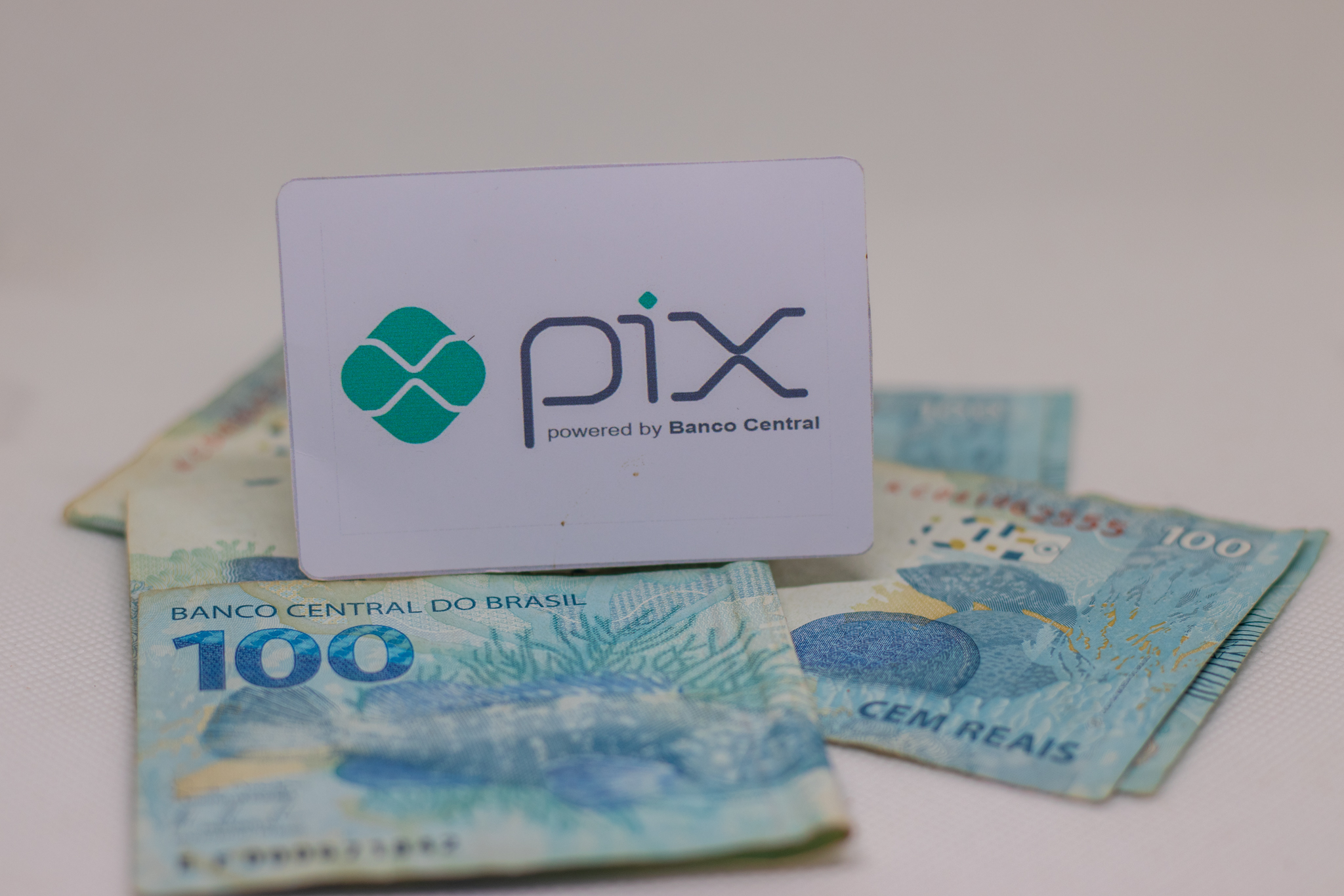 Se você costuma fazer transferências, veja como vai funcionar o Pix Parcelado.