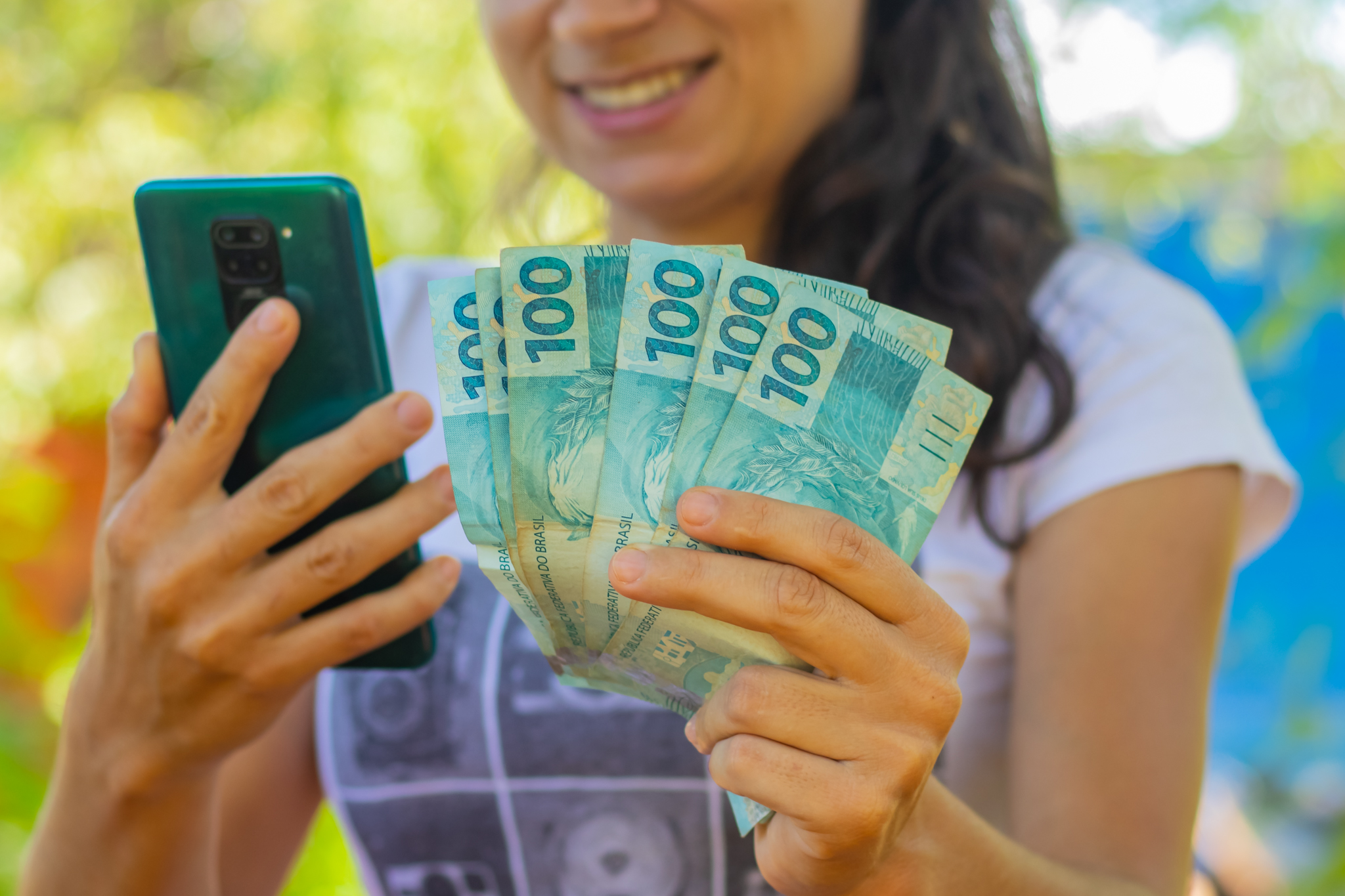 Se você quer ganhar muito trabalhando em casa, veja algumas profissões interessantes.