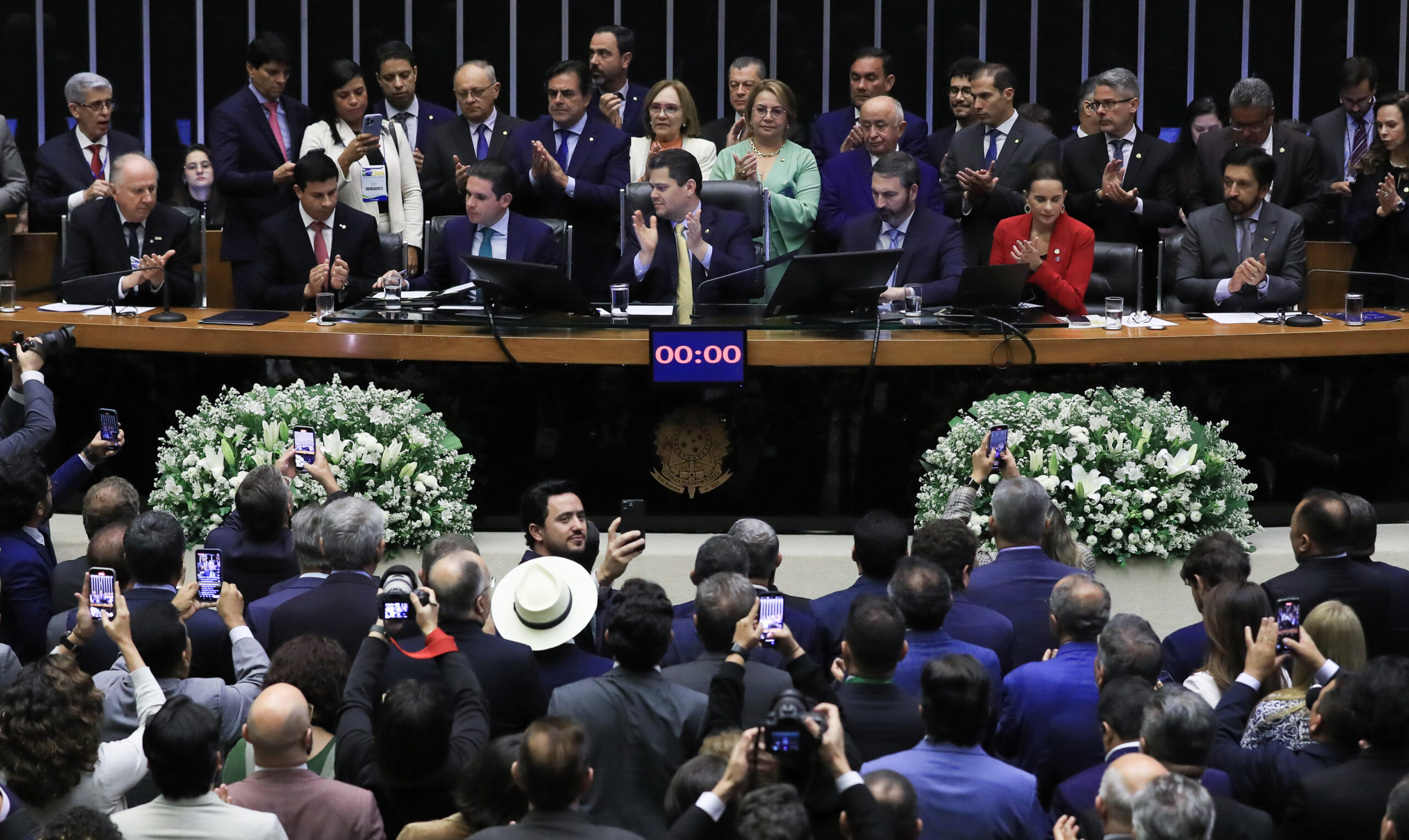O Congresso precisa correr contra o tempo para votar pela isenção do IRPF.